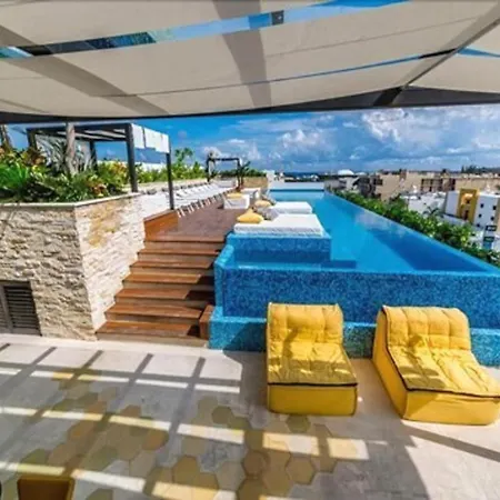 Menesse The City By Playa Moments
